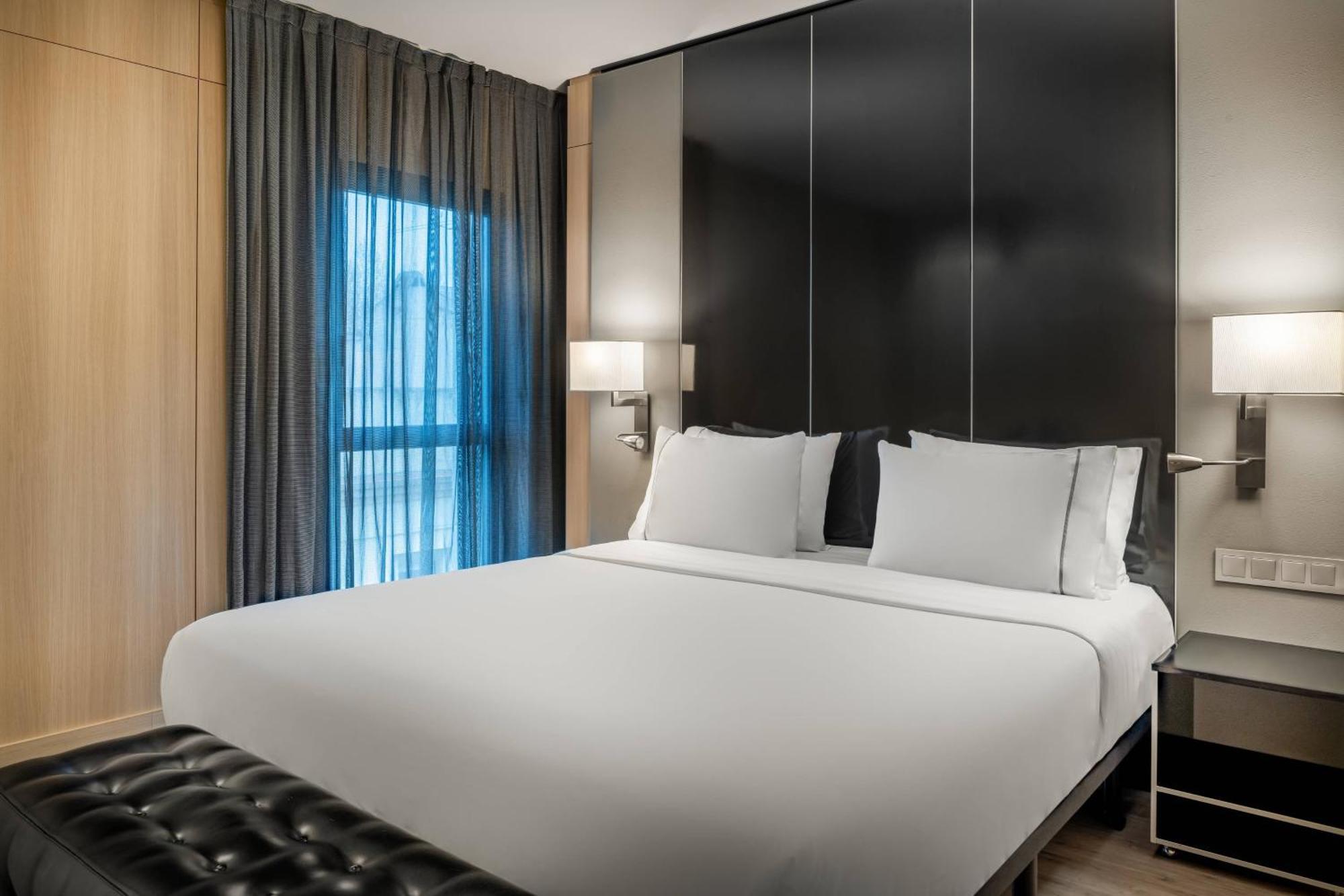 Ac Hotel Sants By Marriott Barcelona Exterior photo